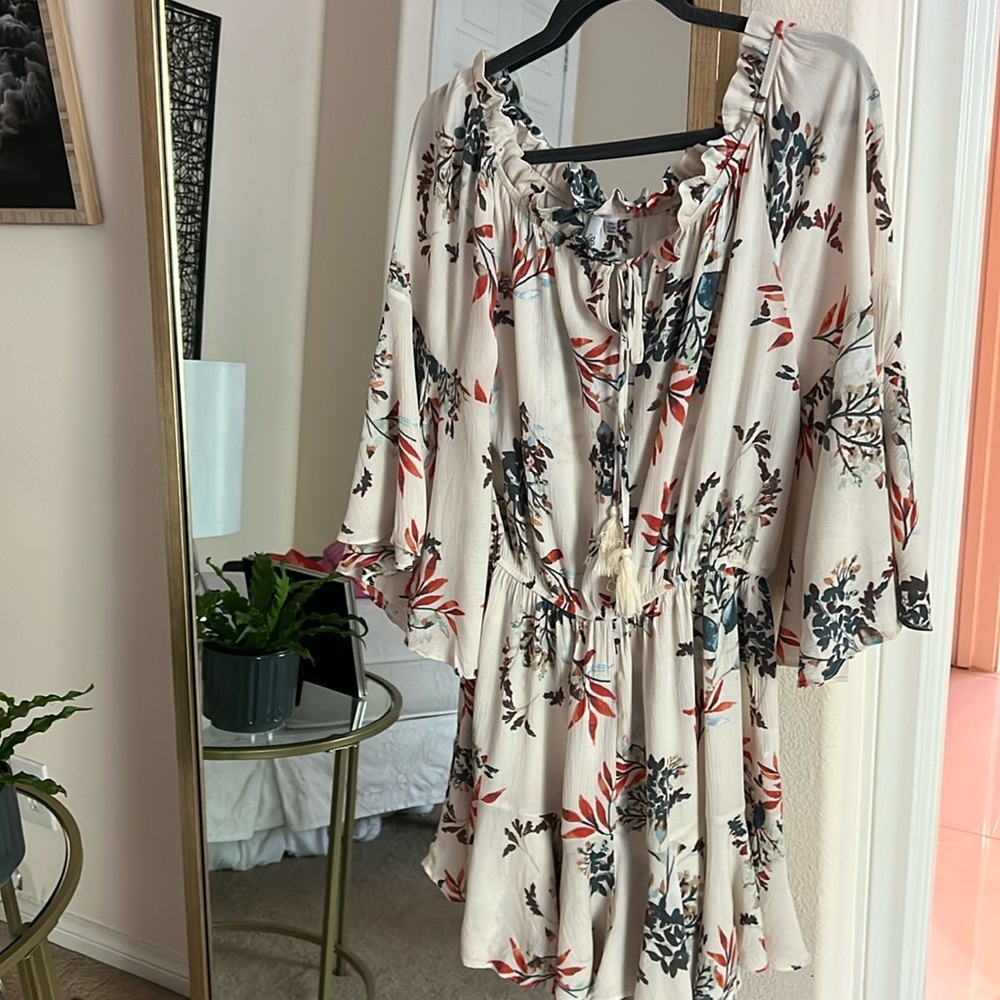 Medium floral jumper by Daisies
